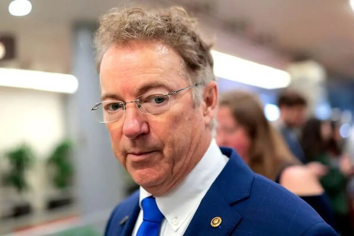 سناتور آمریکایی:  باید سوریه را ترک کنیم/ تحرکات در کارائیب مقدمه‌ای برای جنگ است