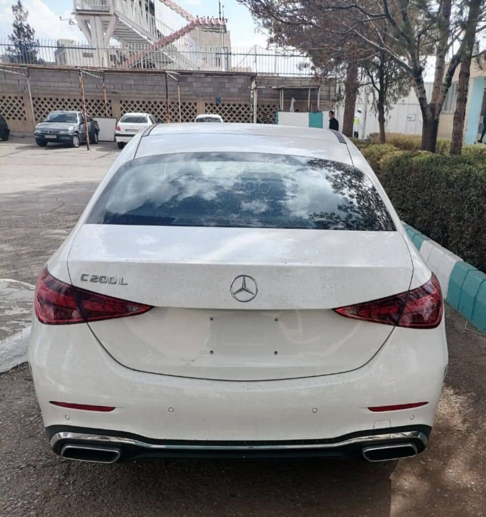 مالک خودروی ۱۵میلیاردی: دلم نیامد پلاک بزنم! +عکس