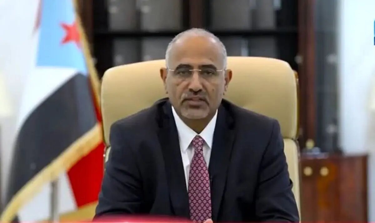 الزبیدی از آغاز مرحله انتقالی دوساله در جنوب یمن خبر داد