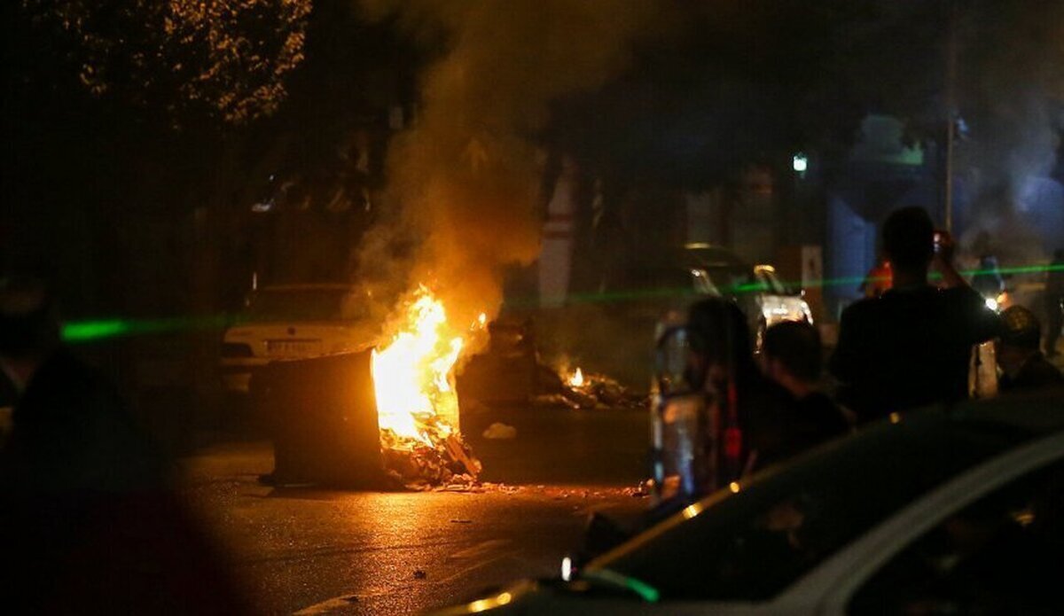 دی‌ماه غم‌انگیز ۱۴۰۴؛ نادیده‌گرفتن «اعتراضات» و «اغتشاشات» حماقت است!