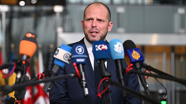 اعتراف مقام نظامی اروپایی: در صورت جنگ برابر آمریکا شکست می‌خوریم