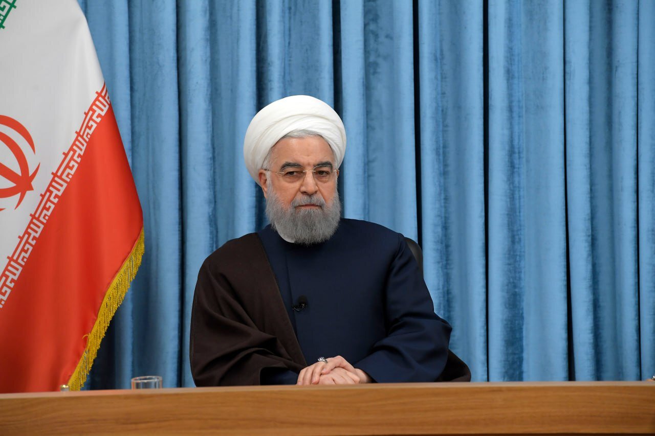 روحانی: بعد از ۴۷ سال انقلاب اگر یک نفر امیدش به بیگانه باشد...