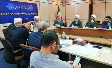 وقتی تندروها برای صداوسیما قانون سلطه می‌نویسند