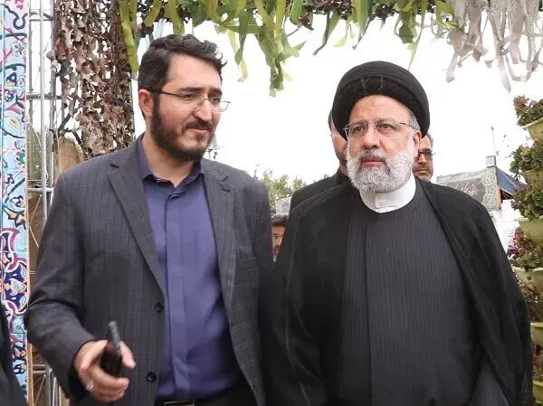 فعال اصولگرا نامه عذرخواهی ساعدی‌نیا به رهبری را «شو» خواند