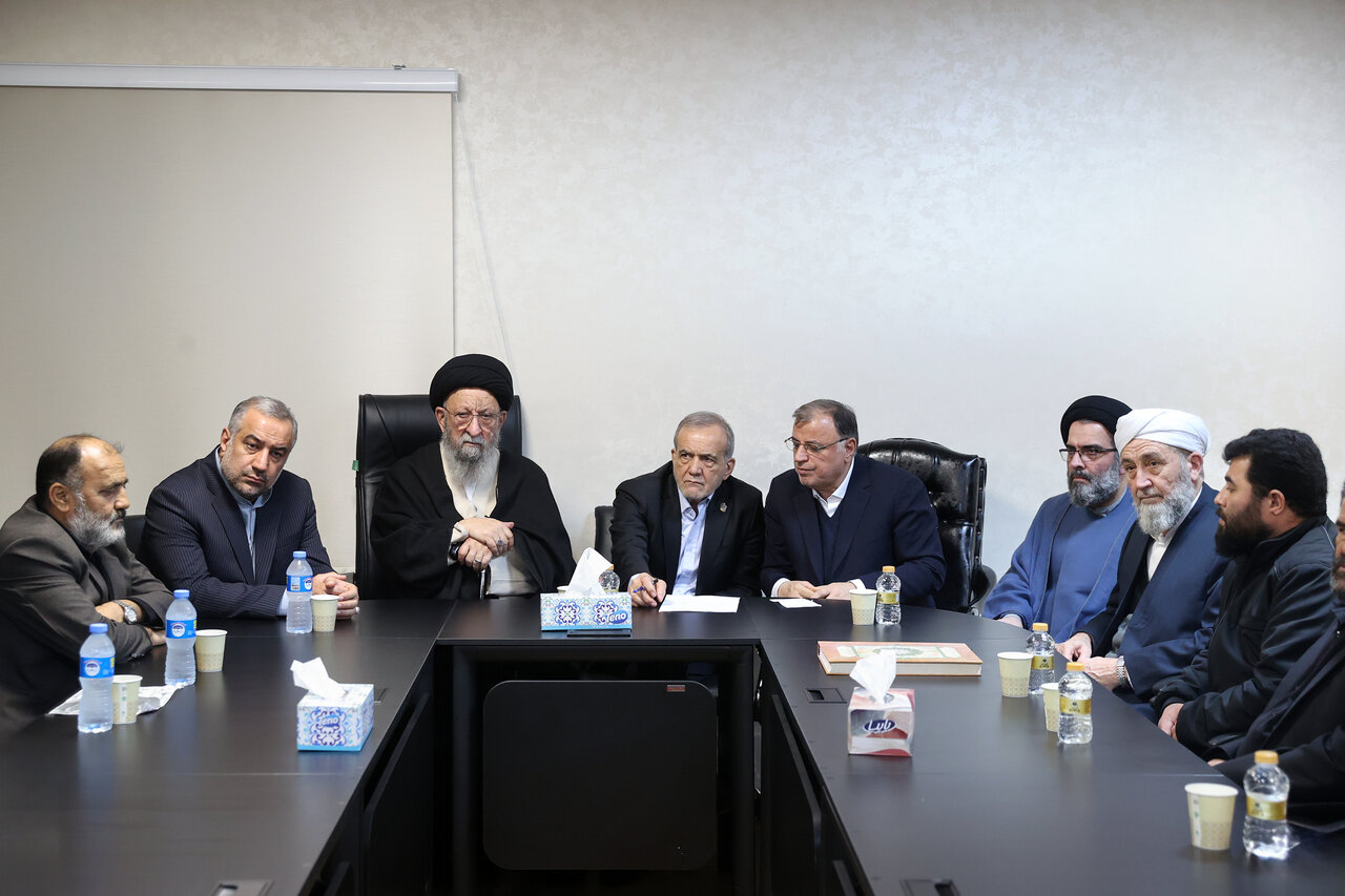 پزشکیان خطاب به خانواده‌های عزادار حوادث اخیر کشور: قلبم با شما است +ویدیو