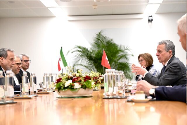 پیام وزیر خارجه سوئیس پس از دیدار با عراقچی