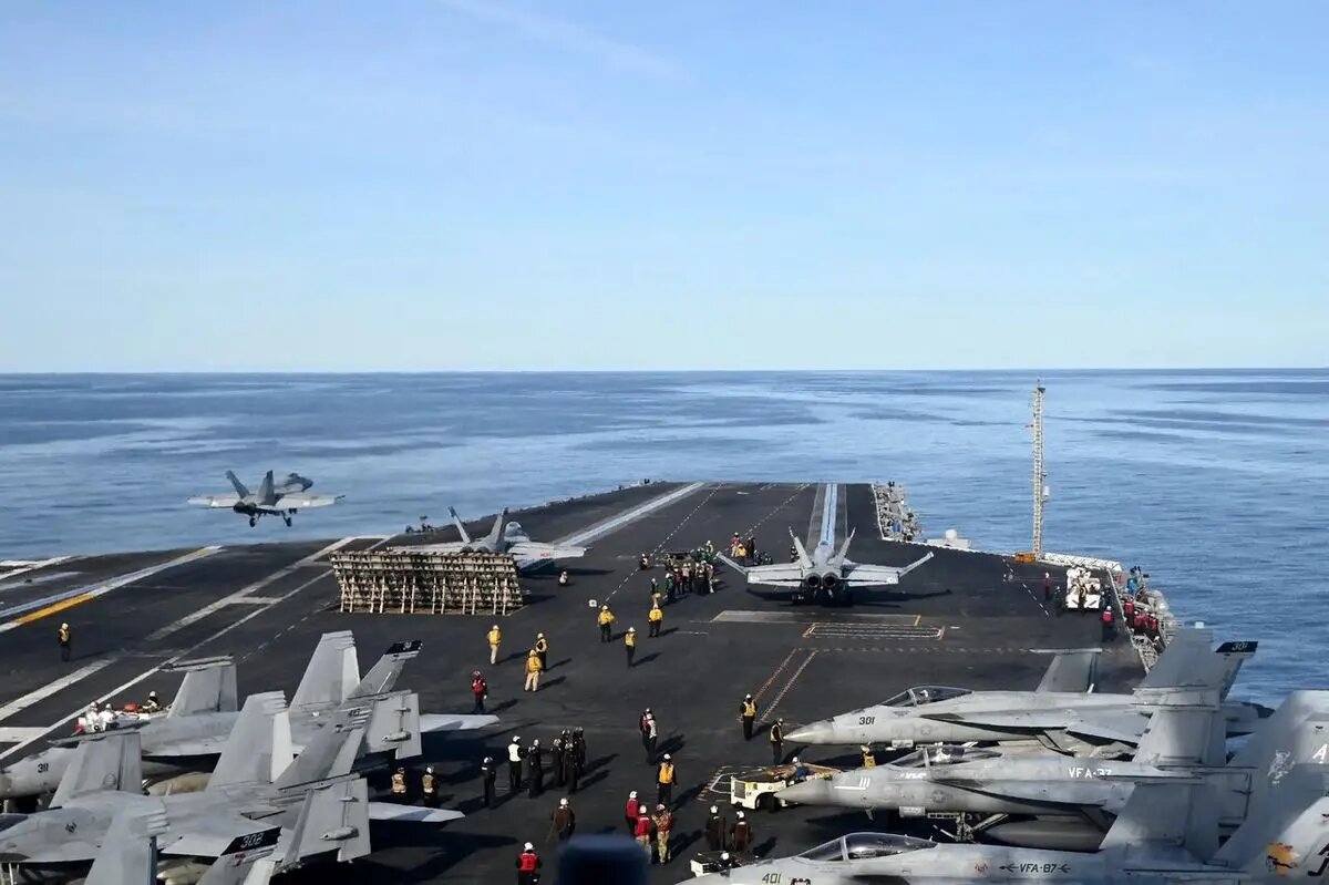 ناو جرالد فورد به سوی اسرائیل حرکت کرد