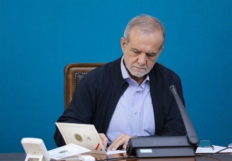 روایت پزشکیان از گفتگوی اخیرش با مکرون