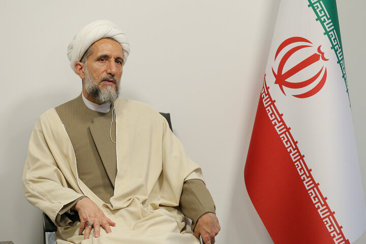 یکی از اعضای مجلس خبرگان: در ۲۴ ساعت آینده جلسه مهم تشکیل می‌شود