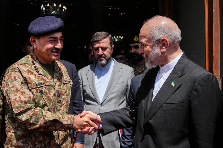 قالیباف و عاصم منیر