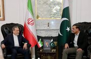 وزیر خارجه در بدو ورود به پاکستان با عاصم منیر دیدار کرد