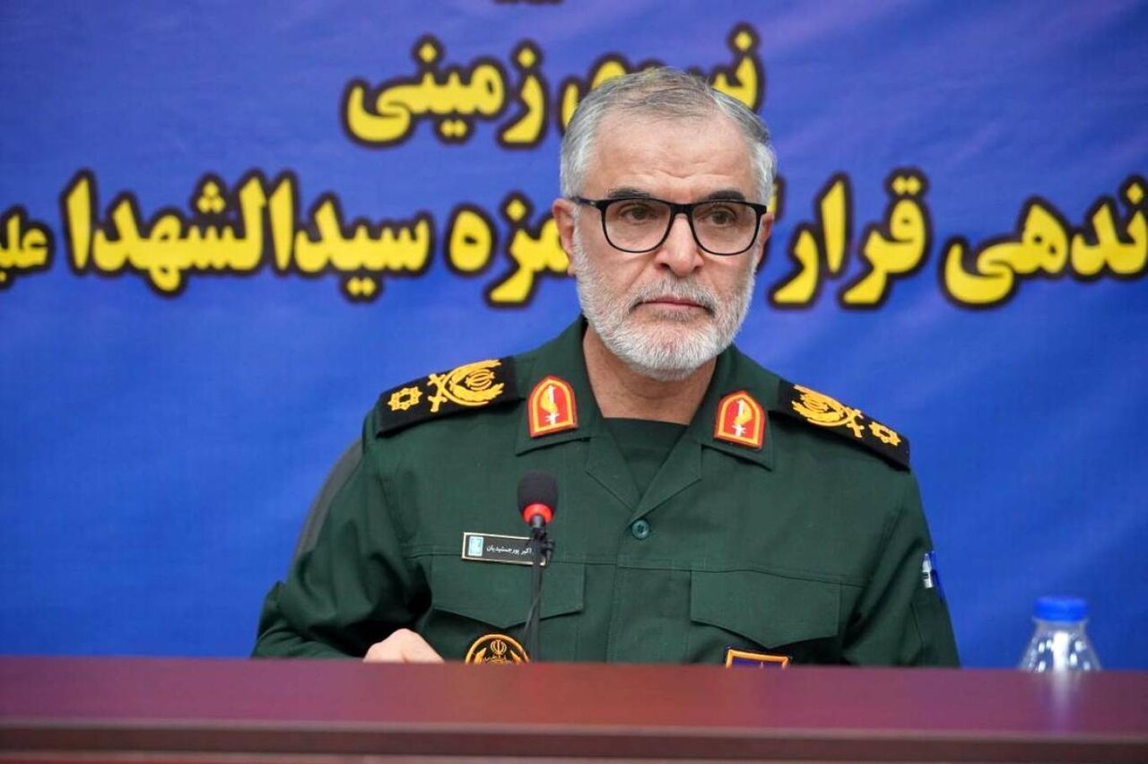 سردار پورجمشیدیان: در تاریخ نظامی دنیا، شخصیتی مانند آقای پاکپور یا وجود ندارد