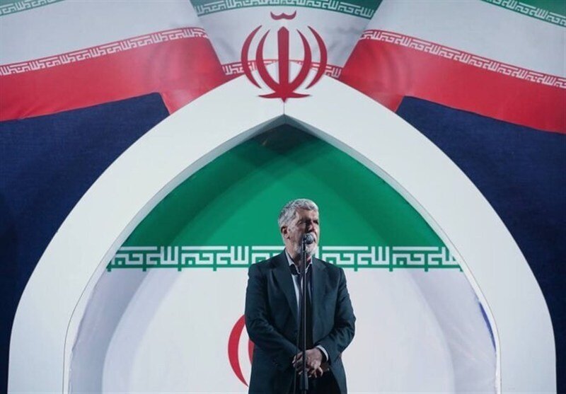 وزیر فرهنگ: دشمن تلاش کرد با چتری از وحشت دل مردم را خالی کند