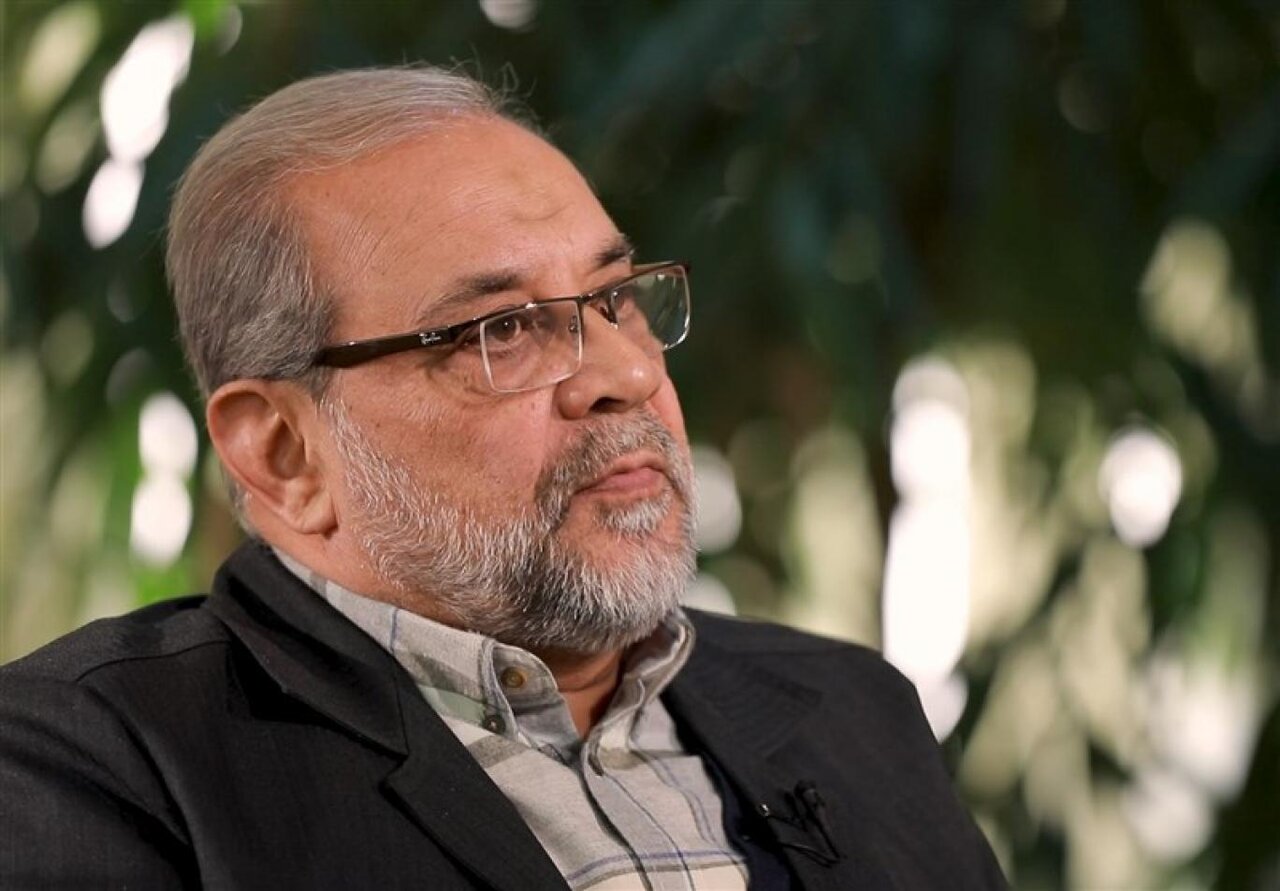 ذوالقدر هشدار داد: قفل تنگه هرمز محکم‌تر می‌شود