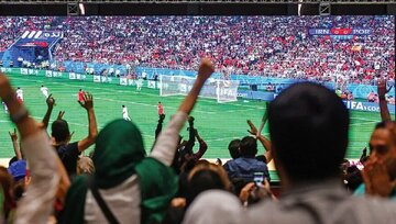 جابه‌جایی رقم‌های نجومی در فوتبال بحران‌زده ایران؛ این پول‌پاشی‌ها را بس کنید!