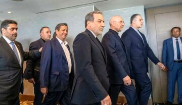 رویترز: مقام‌های ایرانی در محافل خصوصی، موفقیت تلاش های دیپلماتیک را بعید می‌دانند