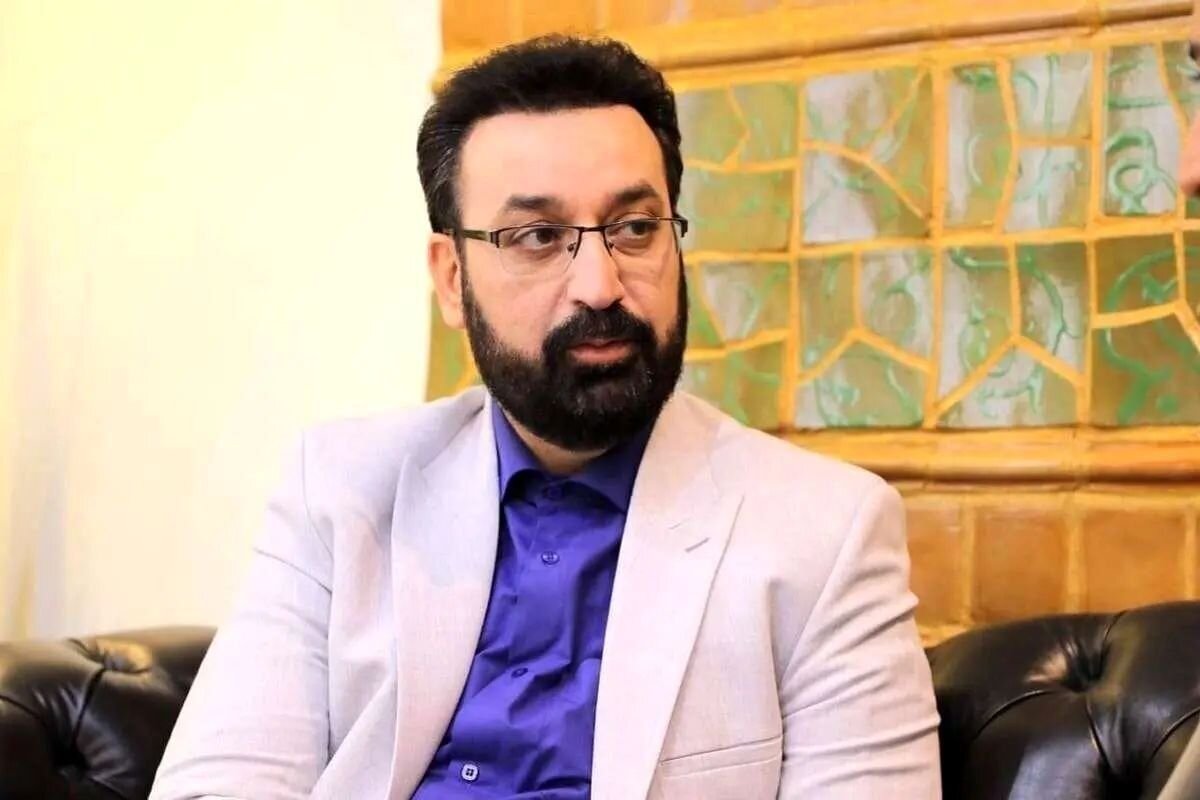 همه‌چیز درباره فرزاد جمشیدی، مجری تلویزیون که بر اثر سکته درگذشت