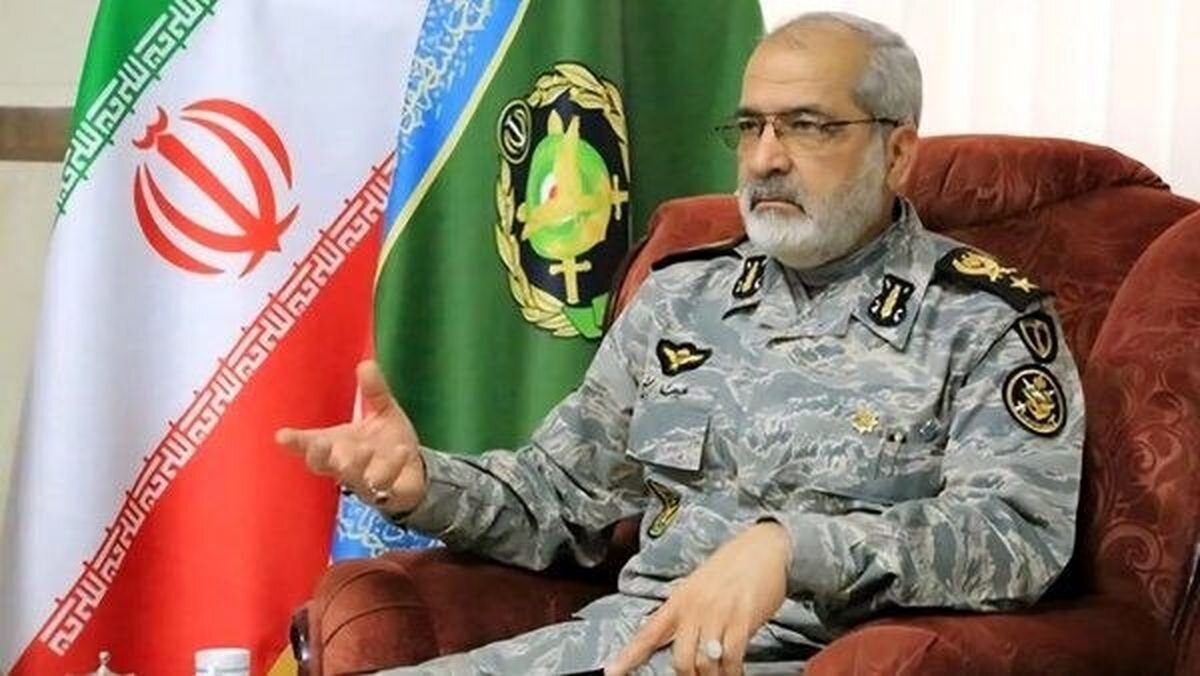 معاون اجرایی ارتش: تمام مرزهای زمینی، دریایی و هوایی تحت رصد رزمندگان قرار دارد
