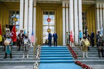 تصویر جنجالی از استقبال اردوغان از ترامپ را ببینید
