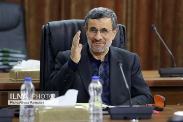 حضور غیرمنتظره احمدی‌نژاد در مجمع تشخیص!