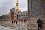 ویدیو| درگیری شدید و عجیب دو هیئت عزاداری در حرم امام رضا!