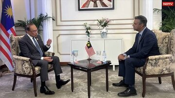 نخست‌وزیر مالزی: خشونت آمریکا و اسرائیل علیه ایران باید متوقف شود