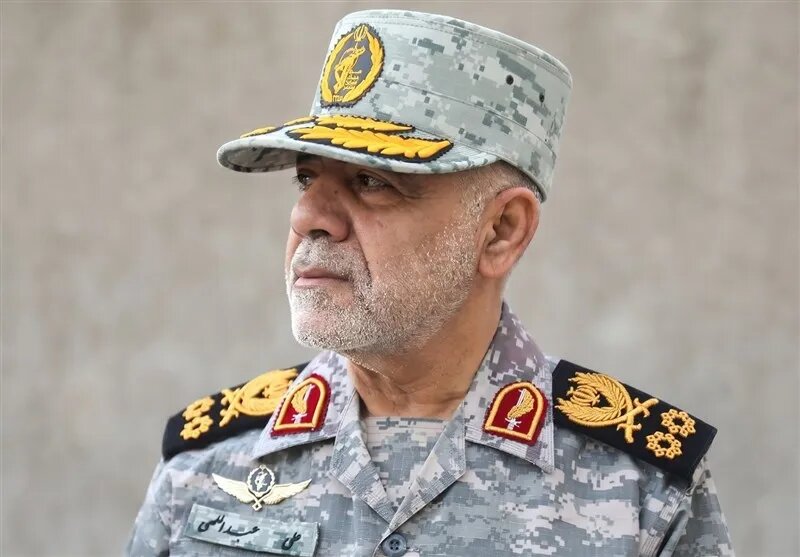 رئیس ستادکل نیروهای مسلح: جنگ جدید دامن همه را می‌گیرد