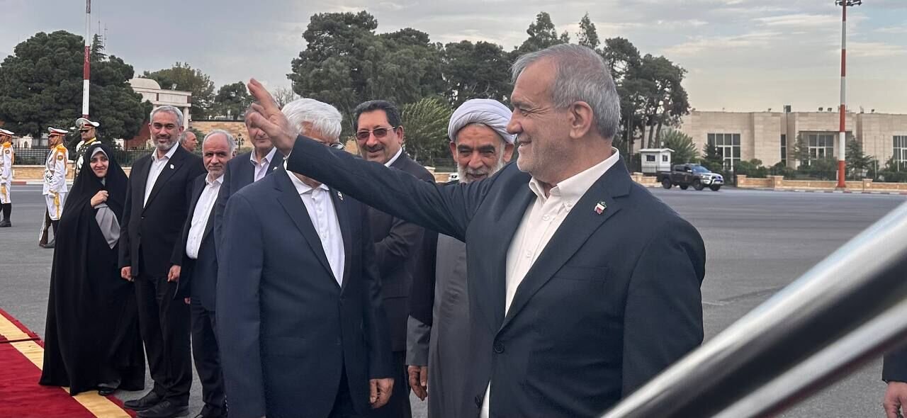رئیس جمهور عازم ترکمنستان شد