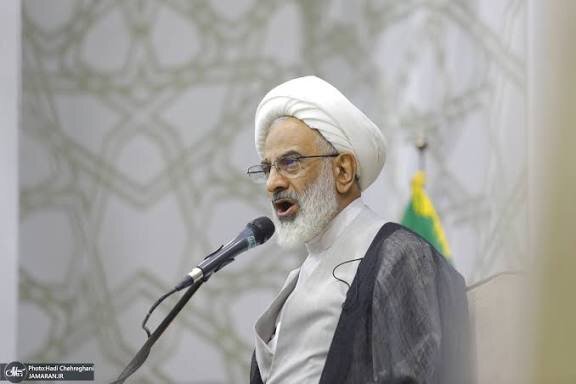 نماینده ولی‌فقیه در سپاه: اگر دشمن بخواهد بار دیگر کوچک‌ترین جسارتی کند، سیلی بی‌سابقه‌ای به او خواهیم زد