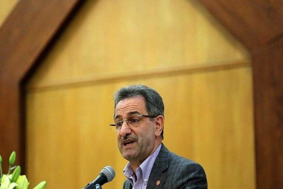 استاندار تهران: انتقال پایتخت راهکار حل مشکلات آن نیست