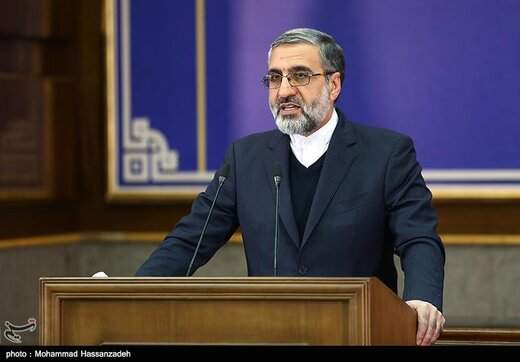 حکم زندان ۱۵ ساله برای مدیرکل گمرک غرب تهران حکم زندان ۱۵ ساله برای مدیرکل گمرک غرب تهران