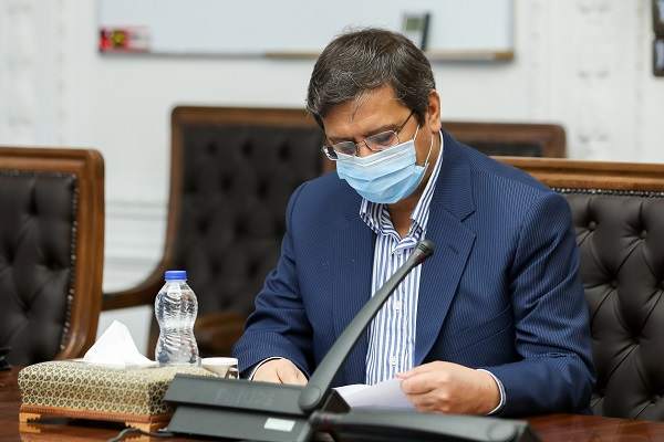 همتی: سیاست بانک مرکزی، در دوسال اخیر جلوگیری از سفته بازی بوده