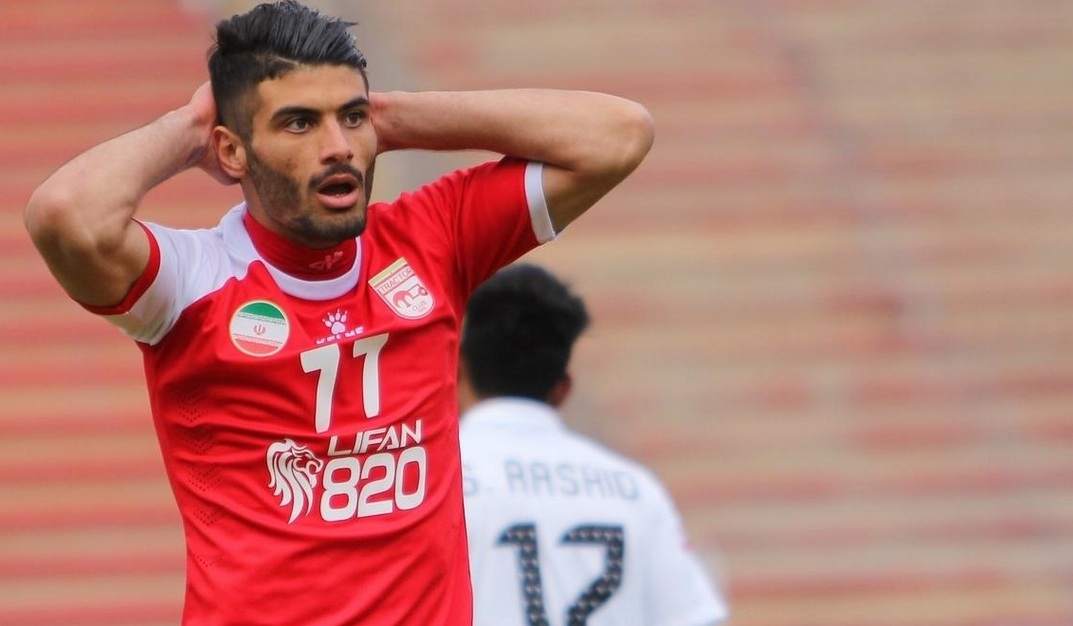زلزله در اردوی پرسپولیس؛ آقایی بازی با الدحیل را از دست داد زلزله در اردوی پرسپولیس؛ آقایی بازی با الدحیل را از دست داد