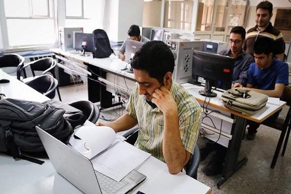 انتقاد از وعده‌های جهرمی درباره رایگان شدن اینترنت آموزش مجازی