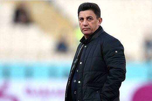 حمله هواداران استقلال به قلعهنویی حمله هواداران استقلال به قلعهنویی