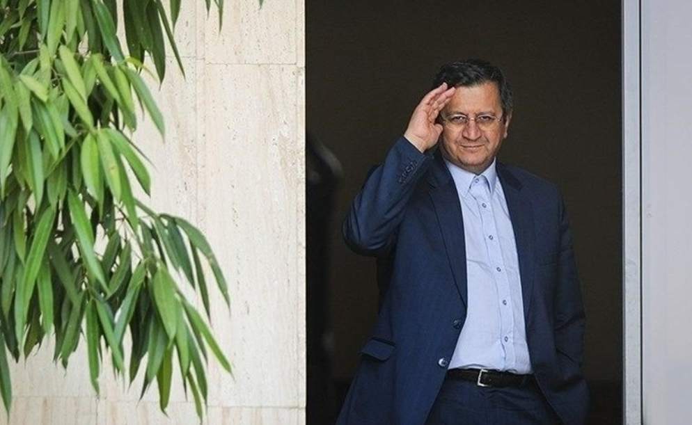 همتی افزایش نرخ سود بانکی را تکذیب کرد