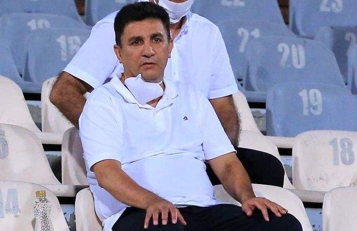 آشوب در بازی دوستانه؛ قلعهنویی با بازیکن و لیدر پرسپولیس درگیر شد آشوب در بازی دوستانه؛ قلعهنویی با بازیکن و لیدر پرسپولیس درگیر شد