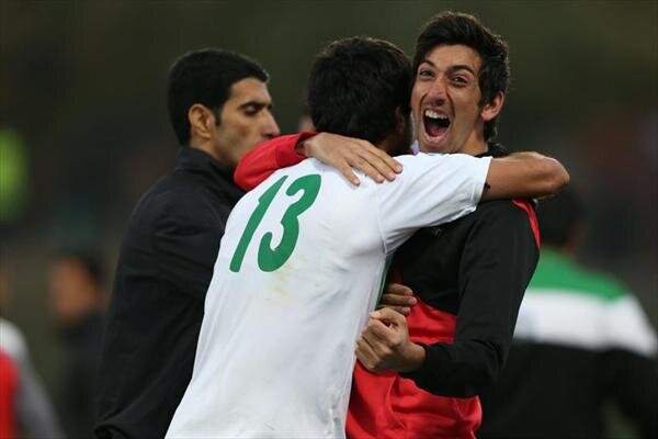 مهاجم استقلال در آستانه پوشیدن پیراهن پرسپولیس