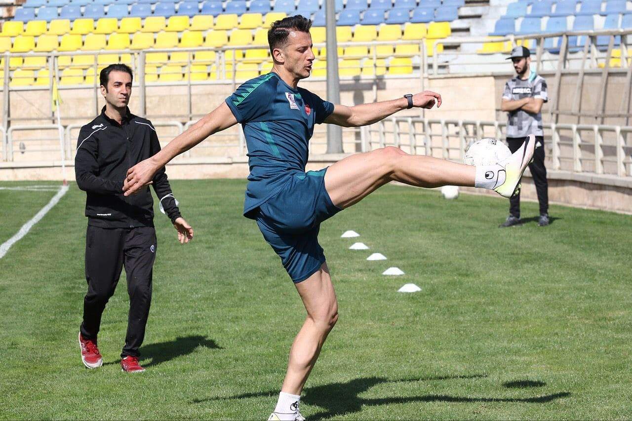 غیبت مهاجم پرسپولیس مقابل تیم سابقش غیبت مهاجم پرسپولیس مقابل تیم سابقش
