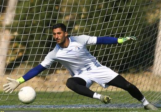 گلر جنجالی نزدیک به دروازه استقلال شد