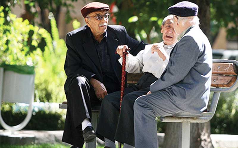 حقوق آبان بازنشستگان کشوری امروز واریز می شود