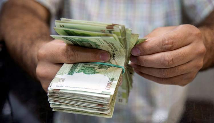 این بازنشستگان وام قرضالحسنه دریافت میکنند این بازنشستگان وام قرضالحسنه دریافت میکنند