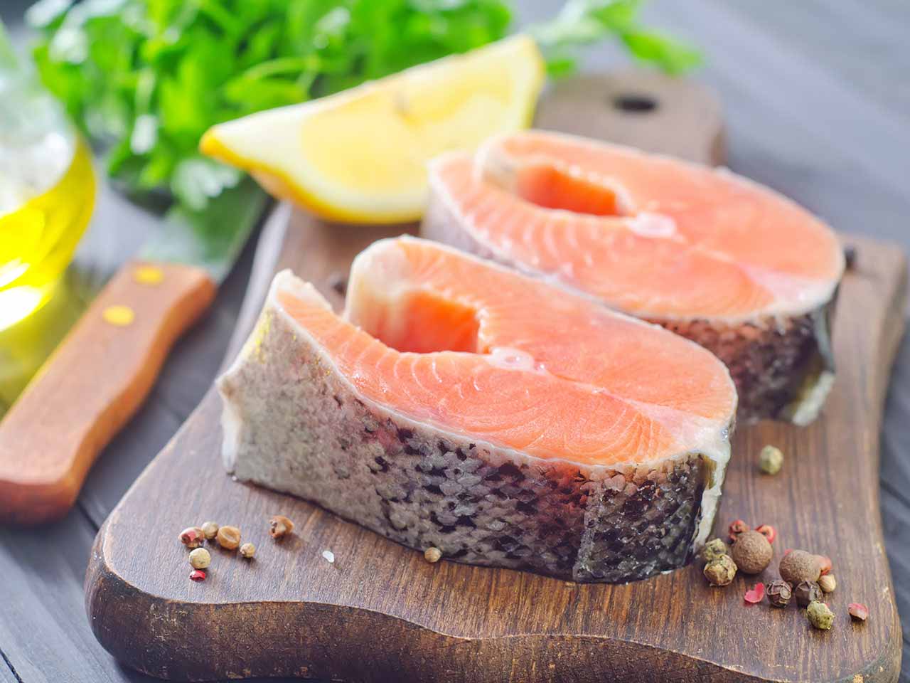 ۱۰ ماده غذایی برای تقویت سلامتی در دوران همه‌گیری