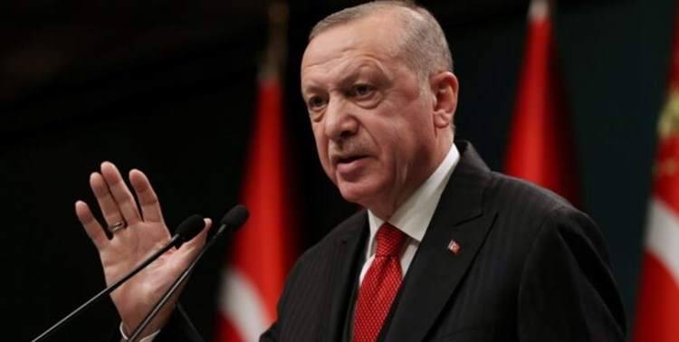 وزیر خارجه ترکیه: اردوغان از حساسیت شعر بیخبر بود وزیر خارجه ترکیه: اردوغان از حساسیت شعر بیخبر بود