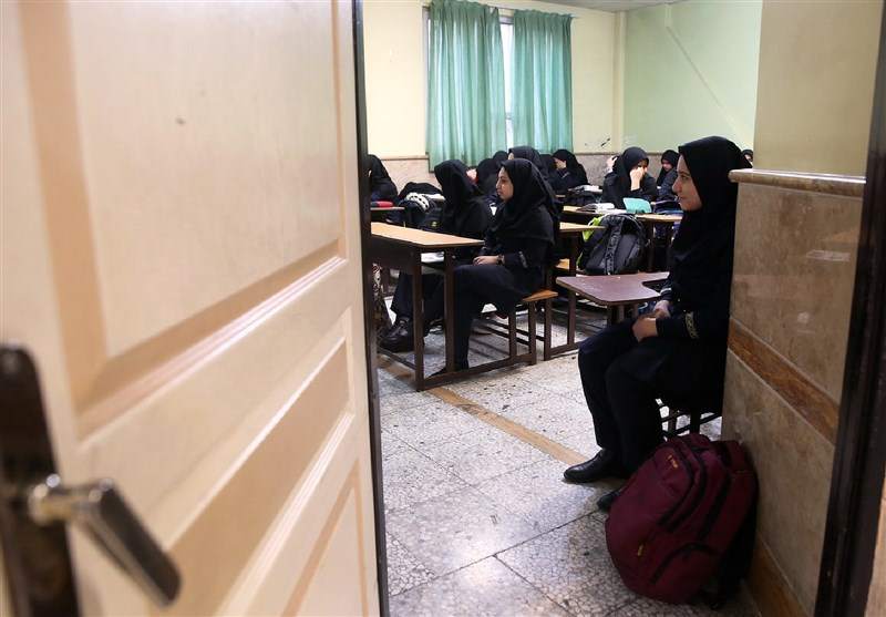 مدارس استان البرز دوشنبه ۴ مهر تعطیل شد/ تغییر در ساعت شروع به کار ادارات