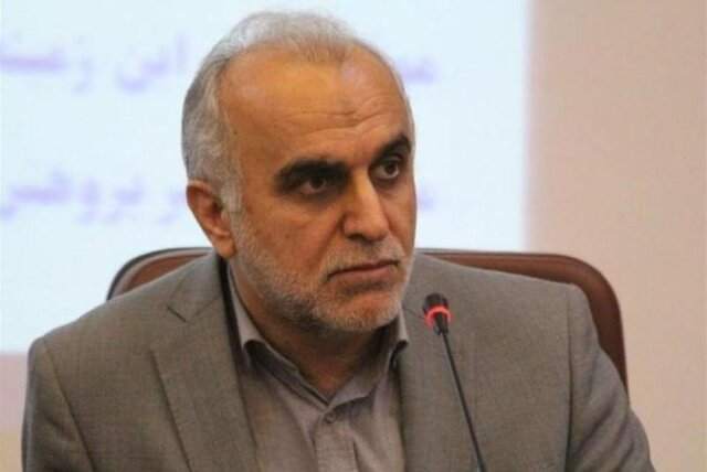 وزیر اقتصاد از مجلس کارت زرد گرفت وزیر اقتصاد از مجلس کارت زرد گرفت