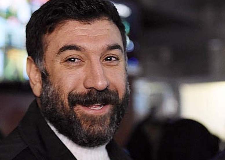 حال مهرداد میناوند بهتر شد حال مهرداد میناوند بهتر شد