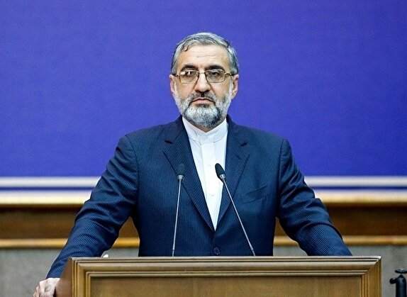 مهدی جهانگیری به جرم قاچاق حرفهای ارز محکوم شد مهدی جهانگیری به جرم قاچاق حرفهای ارز محکوم شد