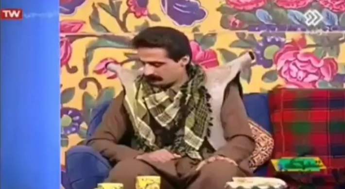توهین مجری مشهور به لباس کردی در شبکه۲ +فیلم توهین مجری مشهور به لباس کردی در شبکه۲ +فیلم