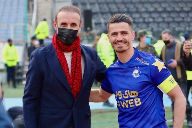 گل‌محمدی: رسول‌پناه هنوز مانده و به ریش ما می‌خندد